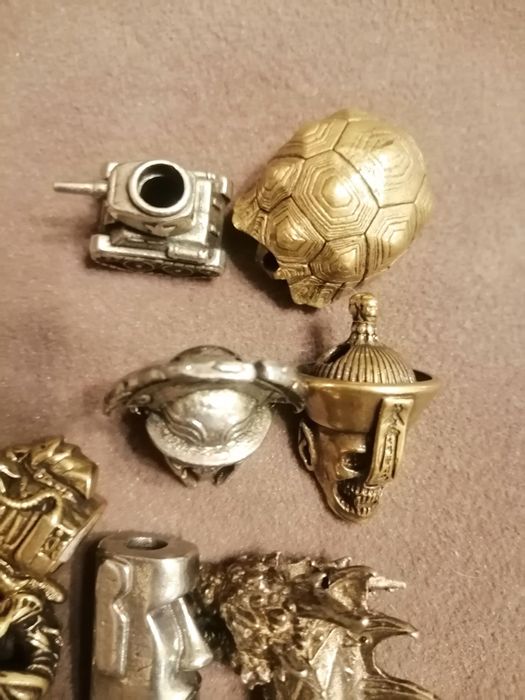 Бусины для украшения темляков.