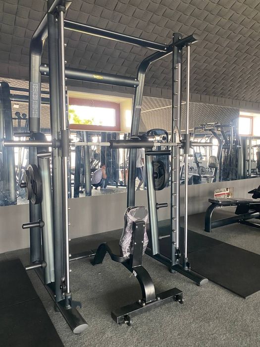 Тренажеры для зал фул комплект новий