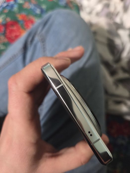 Vivo x 200 pro в идеале АКБ 98%