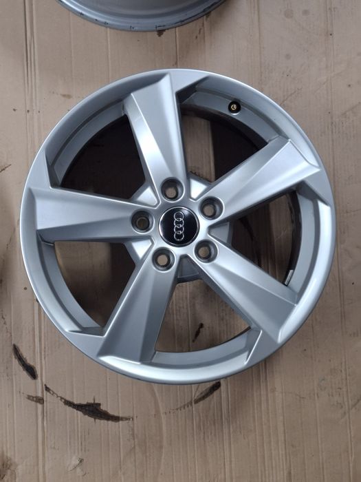 Jante R 17 Originale Audi Q2 GA R17  Q3 A3 A4  A6