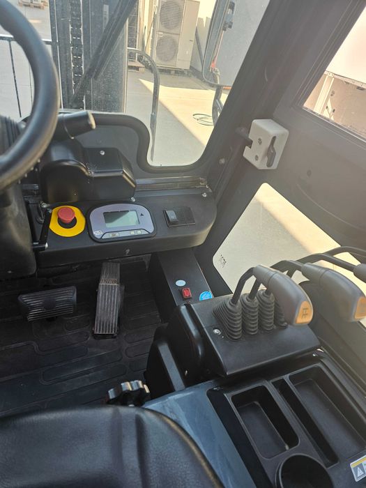 Електрокар HELI CPD35 - 3500 кг - 2019 година - 2840 часа