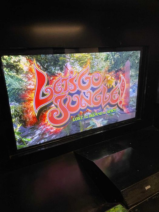 Симолатор  (Аркадна игра)  Let's Go Jungle