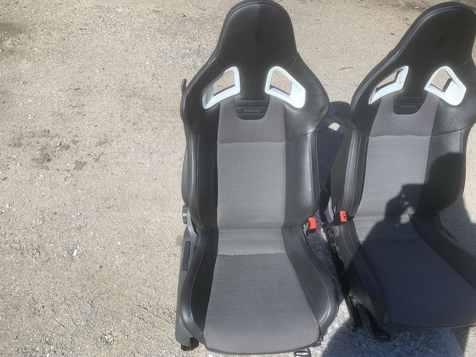Recaro Седалки Golf 5 R32 / Gti