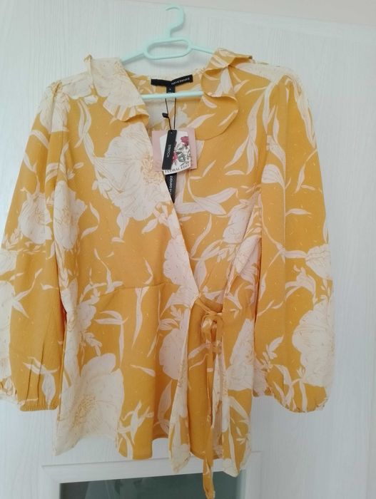 Блуза чисто нова