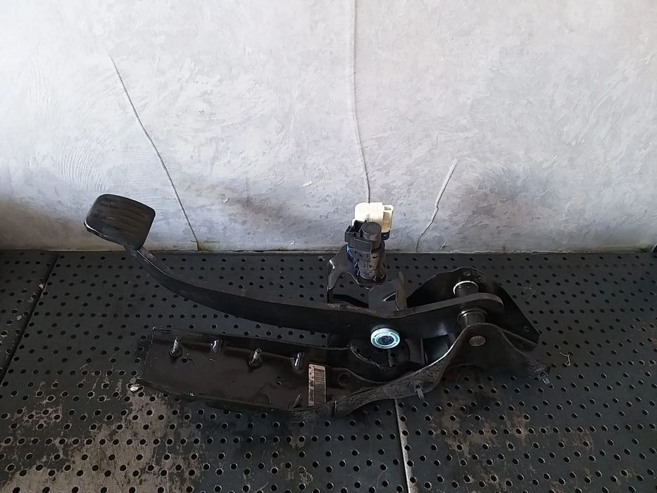 Pedala frana 2.0 tdci ford mondeo 4 ba7 7g9n2d094nc
