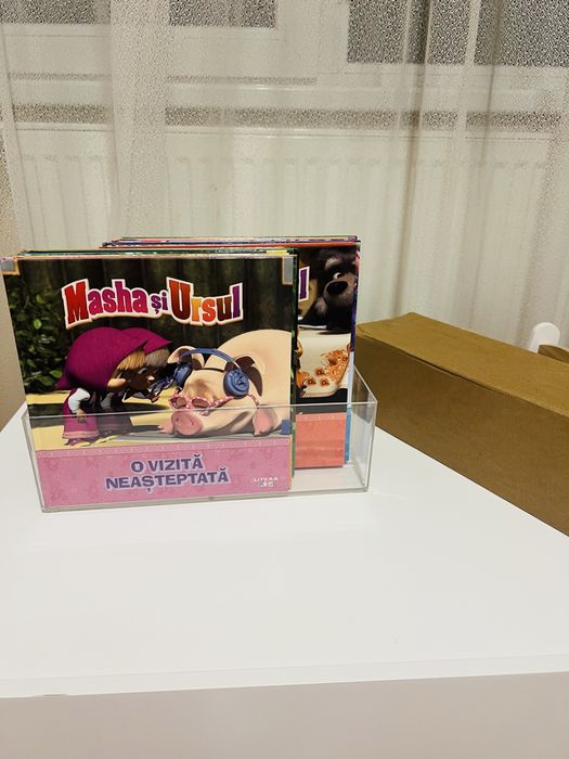 Suport plastic perete pt carti