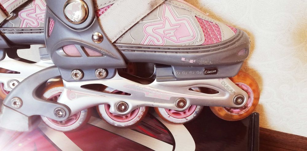 Роликовые коньки Cougar розовые, регулируемые (180-205мм), б/у