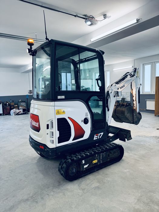 Miniexcavator Bobcat E17 2022