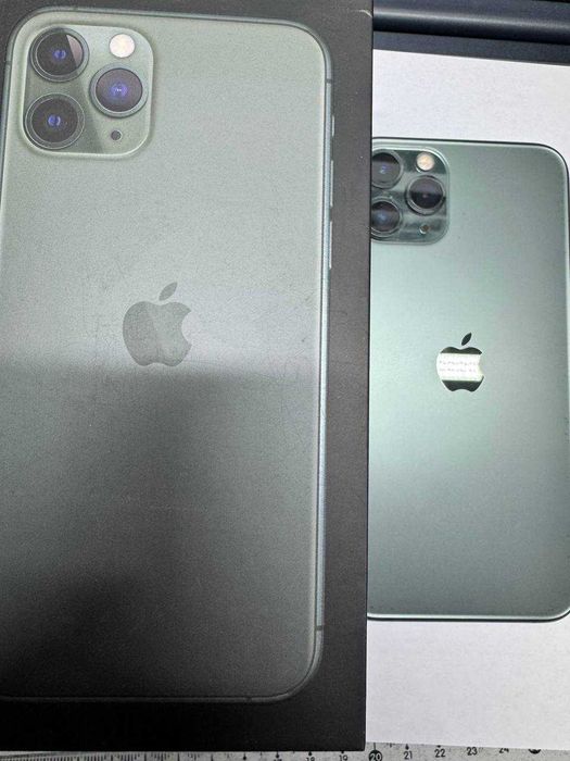 Apple iPhone 11 Pro (Шелек) лот 958889