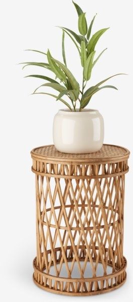 Красива холна масичка