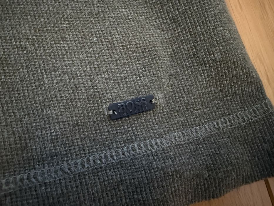 Пуловер BOSS размер XL