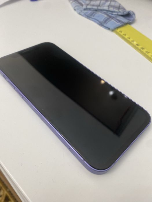 iphone 12 перестал включаться