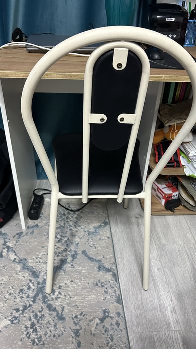 Продам три стульчика