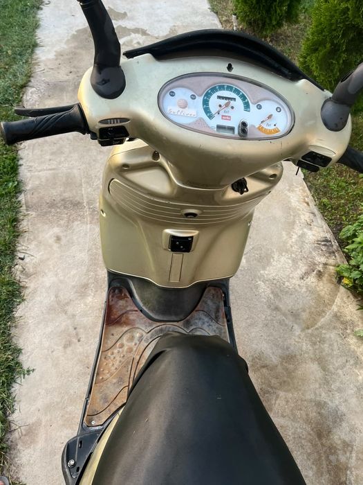 Vand scuter aprilia gulliver 2t funcționează perfect