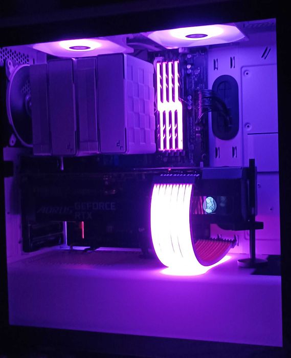 RTX 3080 Ryzen 5 5600x 32gb DDR4 2tb SSD NVMe Геймърски компютър