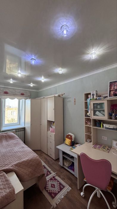 Продается 3-х комнатная квартира