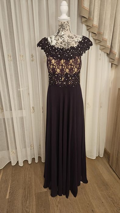 Rochie de seara eleganta, mov regal cu auriu și pietre aplicate!