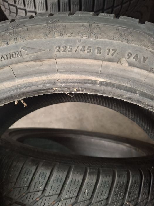 225/45R17 esa tecar