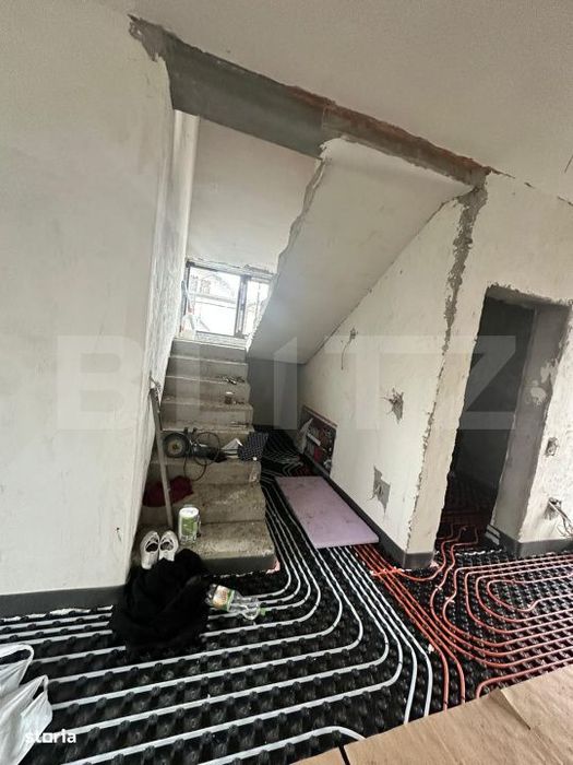 Casa cu mansarda, 123 mp, zona Vorovesti