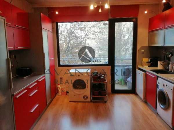 Продава се Етаж от къща в Пловдив, Център - 318 кв.м за 1011 €/кв.м - Снимка #4