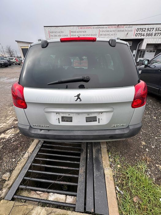 Dezmembrez Peugeot 207SW 1.4 B 90 cp Manual 2006-2012