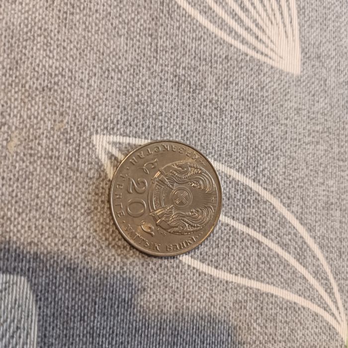 Продам 20 тенге 1993 года