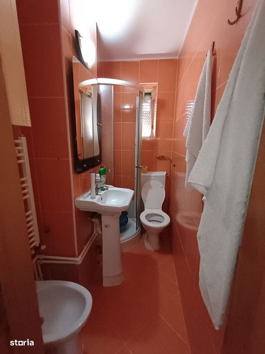 Apartament 3 camere / str Viitorului / etaj 4 — fotografia 3