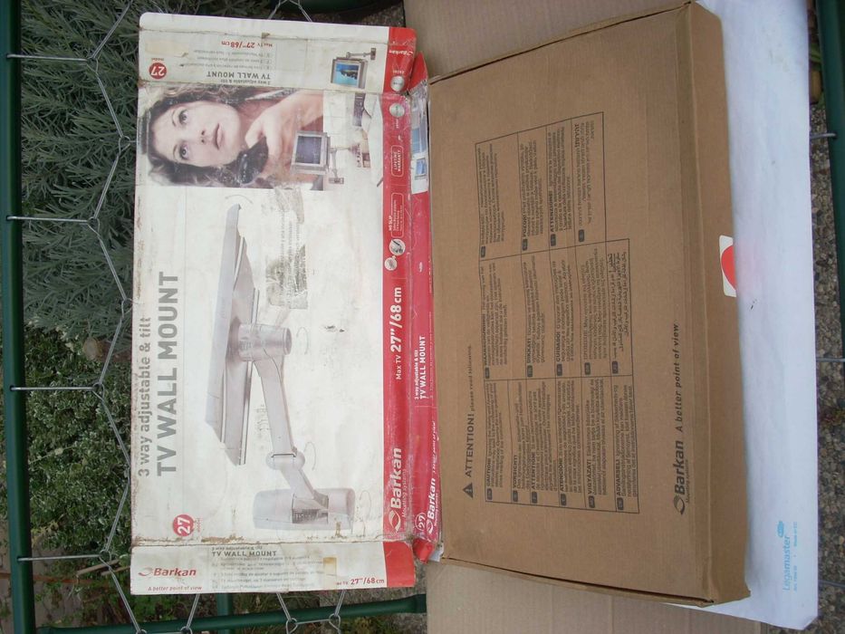 Suport de Televizor Mural Orientabil, cu minim 4 Grade de Libertate-M2