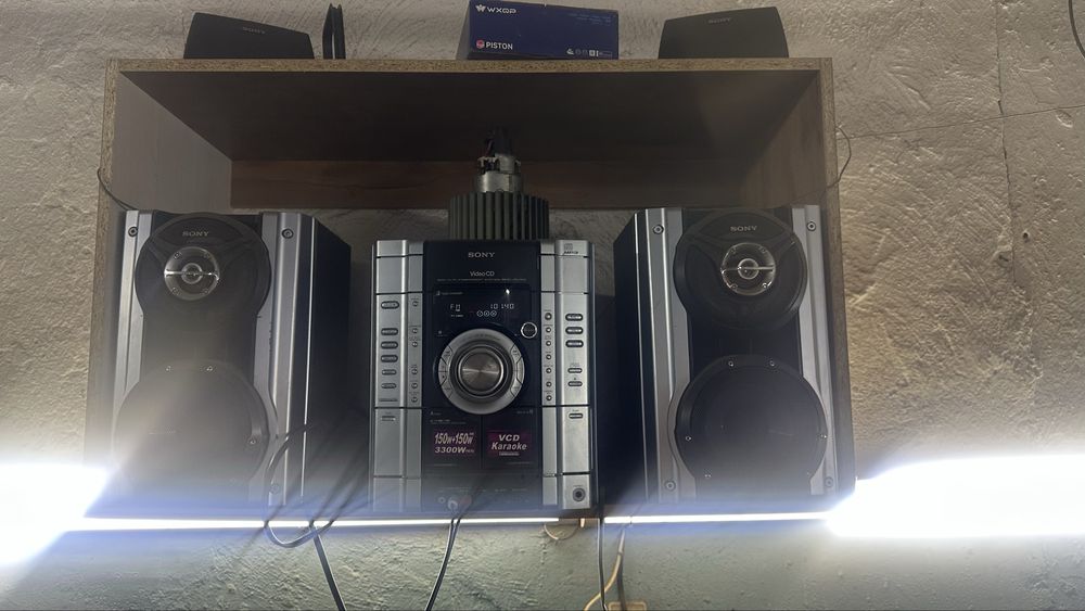 Продам Музыкальный центр Sony