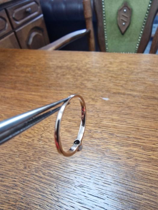 Дамски Златен Пръстен с ДИАМАНТ - Заложна къща Галерия 65