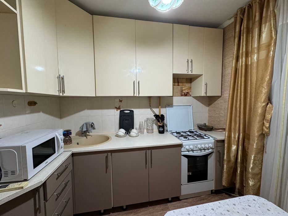 Посуточно квартира 11 мкр