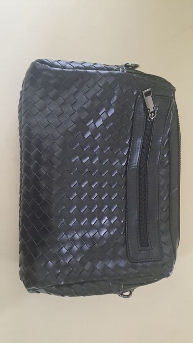 Барсетка новая коженная