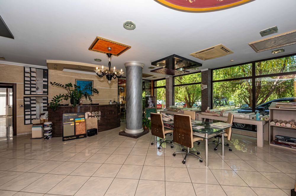 Продава се Магазин в Пловдив, Гагарин - 320 кв.м за 1370 €/кв.м - Снимка #1