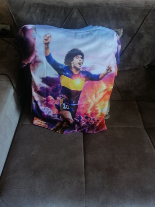 Тениски на Марадона