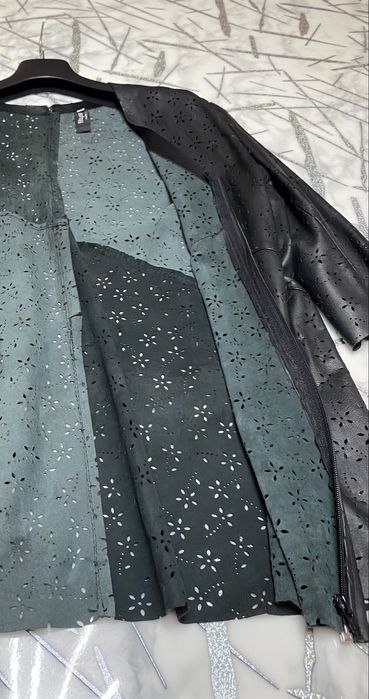 Jacheta de piele naturala perforata