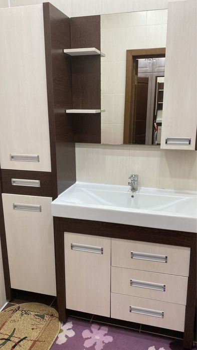 Продам ванную мебель
