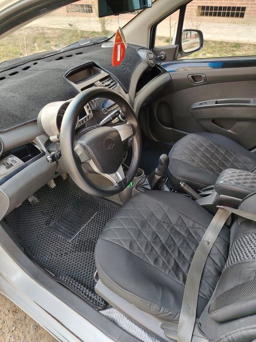 Spark 2 pozitsiya 2010 yil