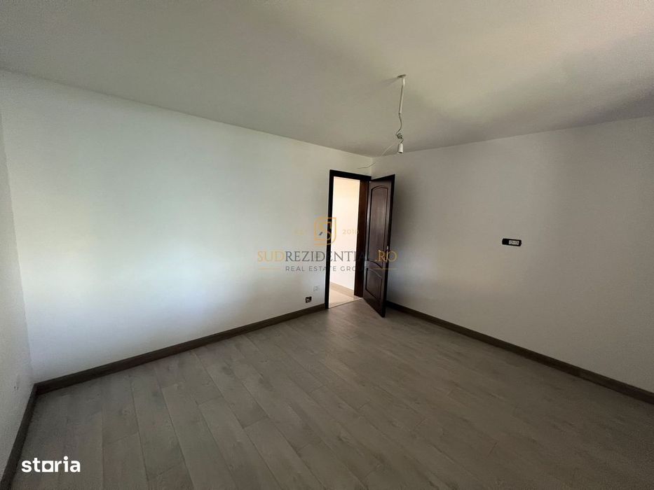 Vila individuala cu 7 camere, 5 dormitoare, teren 363 mp-Com. Berceni