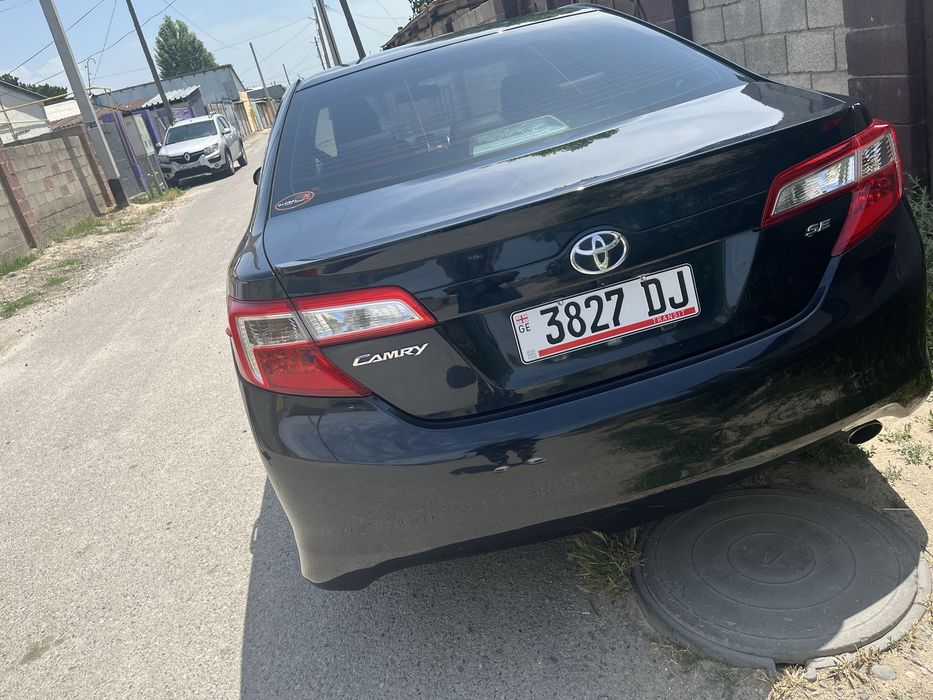Toyota camry 50 SE