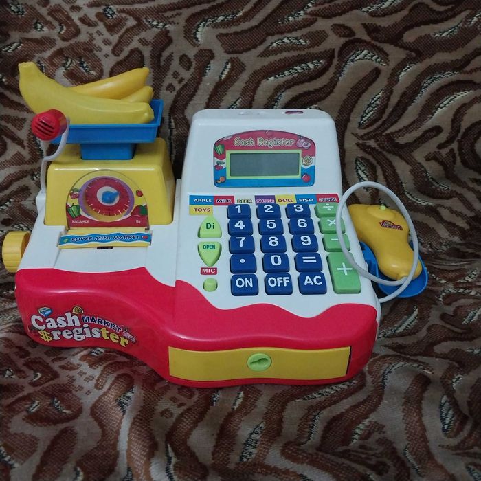 Касса игрушечная