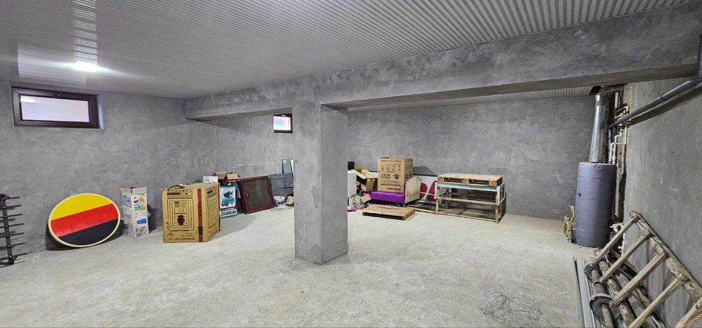 Сотилади Янги уй\Маннон Уйгур махалля\ор-тир Ислом Нури масджид\