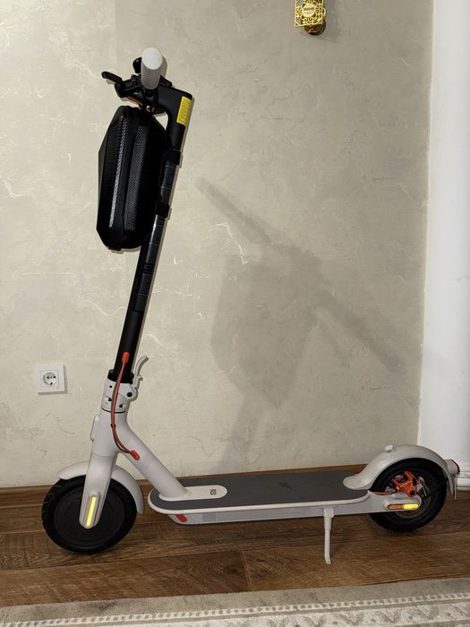 Электро-самокат Mi Electrik Scooter 3