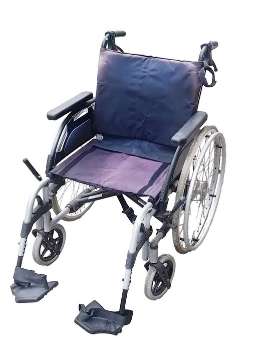 Инвалидна Количка - Голям Размер, Отлично Състояние