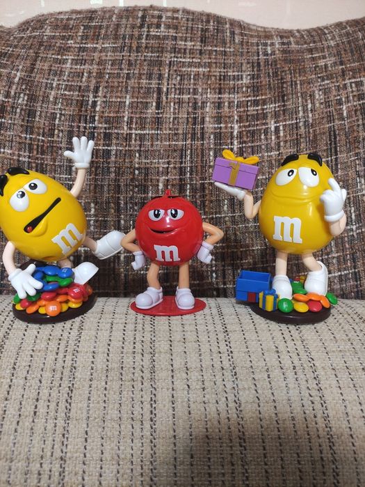 Игрушки диспенсеры Ммденс