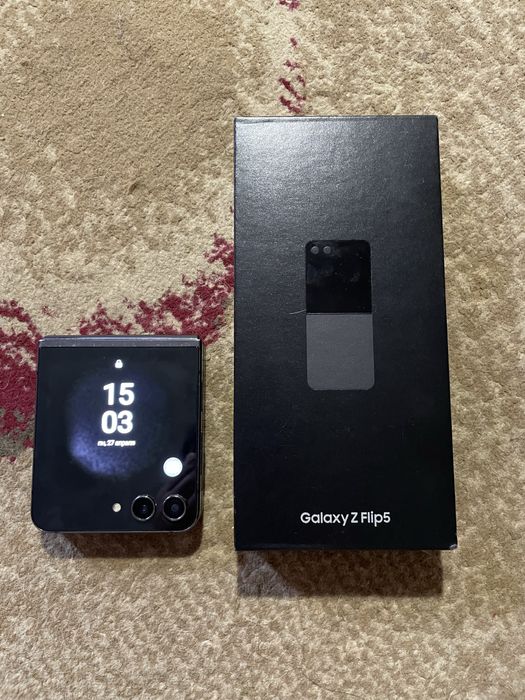 Samsung z flip 5,128gd