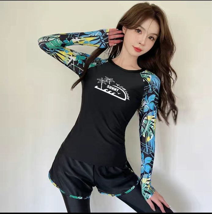 Продаю купальники