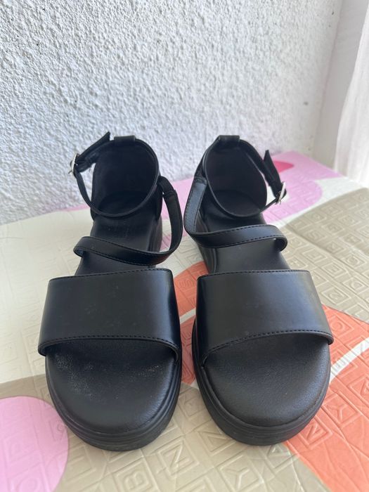Летни сандали ниски без ток