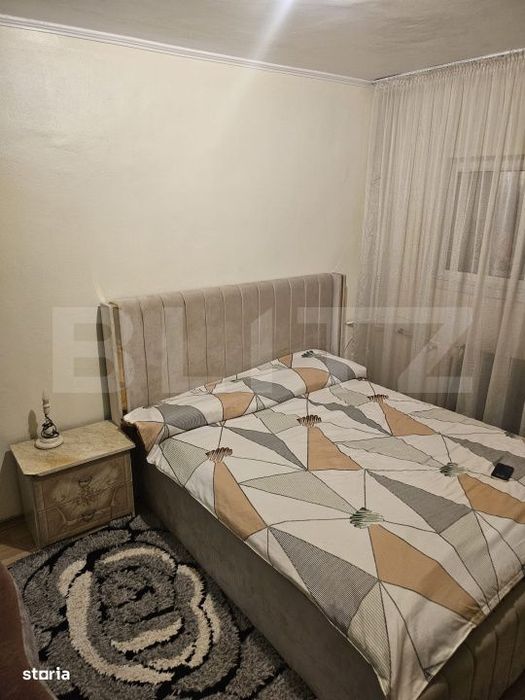 Apartament de vanzare, 2 camere, semidecomandat, zona viaduct