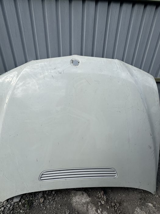 Капот на бмв е 65/745