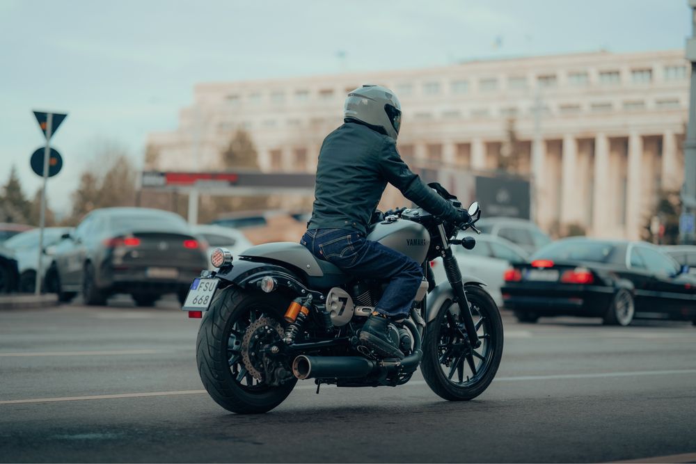 Yamaha XVS 950R -Spec Bolt